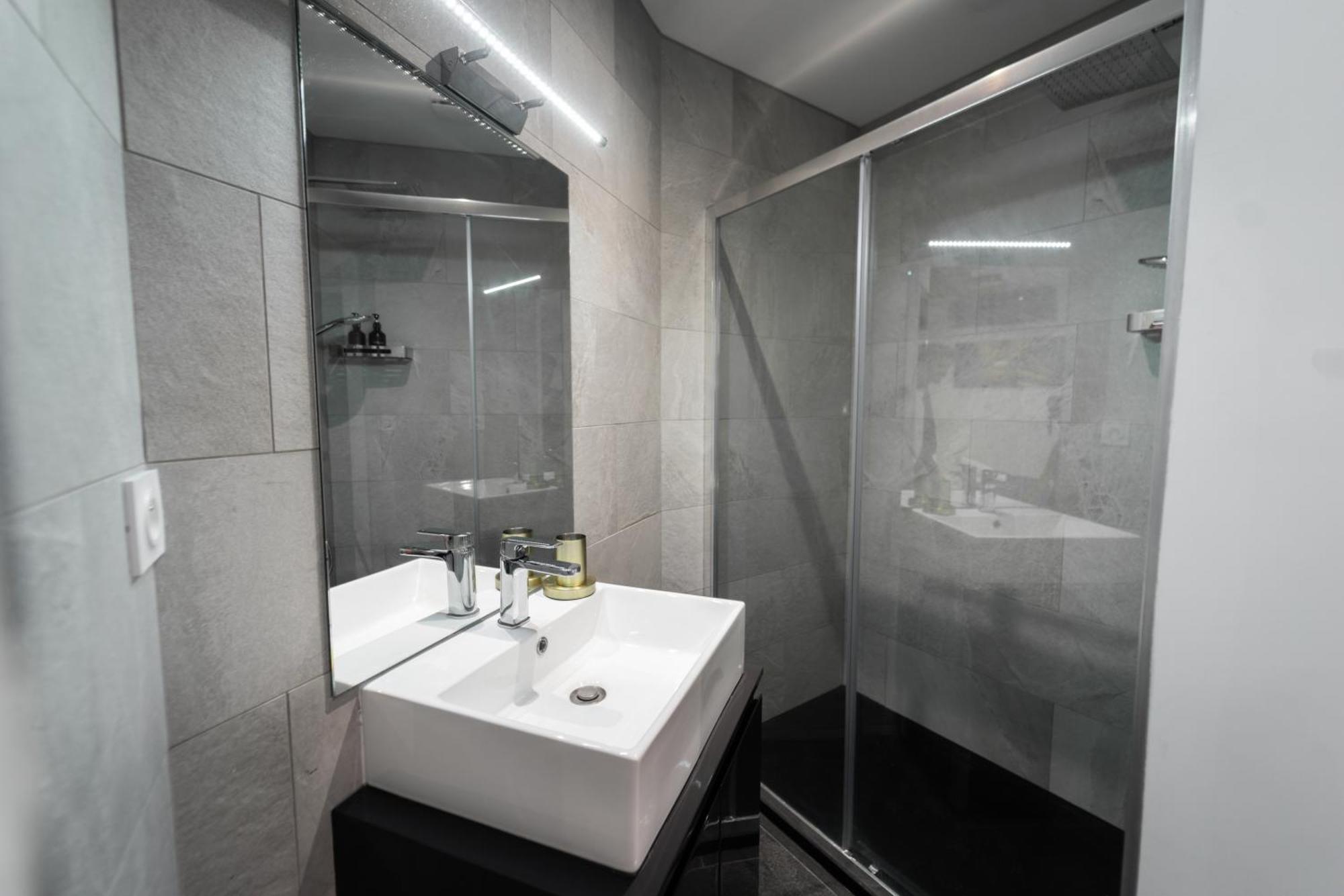Loft 150 M2 Jacuzzi, Sauna Et Massage Blagnac Eksteriør bilde